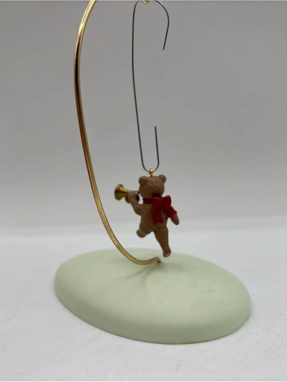 Hallmark Keepsake Miniature Ornament 1995 March Of The Teddy Bears 3rd In Series